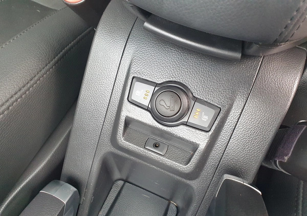 Opel Antara cena 26900 przebieg: 196543, rok produkcji 2010 z Gniezno małe 781